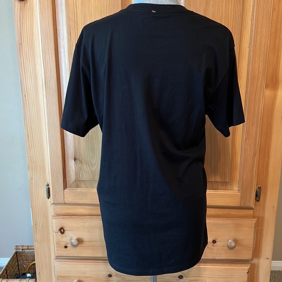 NWT Lotus Fashion Rock & Roll Forever World Tour Black T-Shirt M - Picture 3 of 4